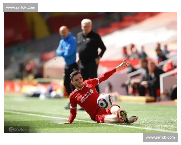 罗伯逊 10 传 4 中定乾坤：左路传中统治比赛节奏